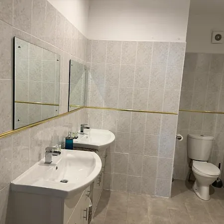 Daire Eton Court New Quay